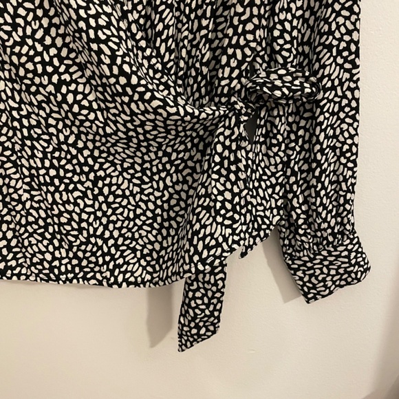 NWT Talbots Printed Wrap Blouse - Picture 2 of 8